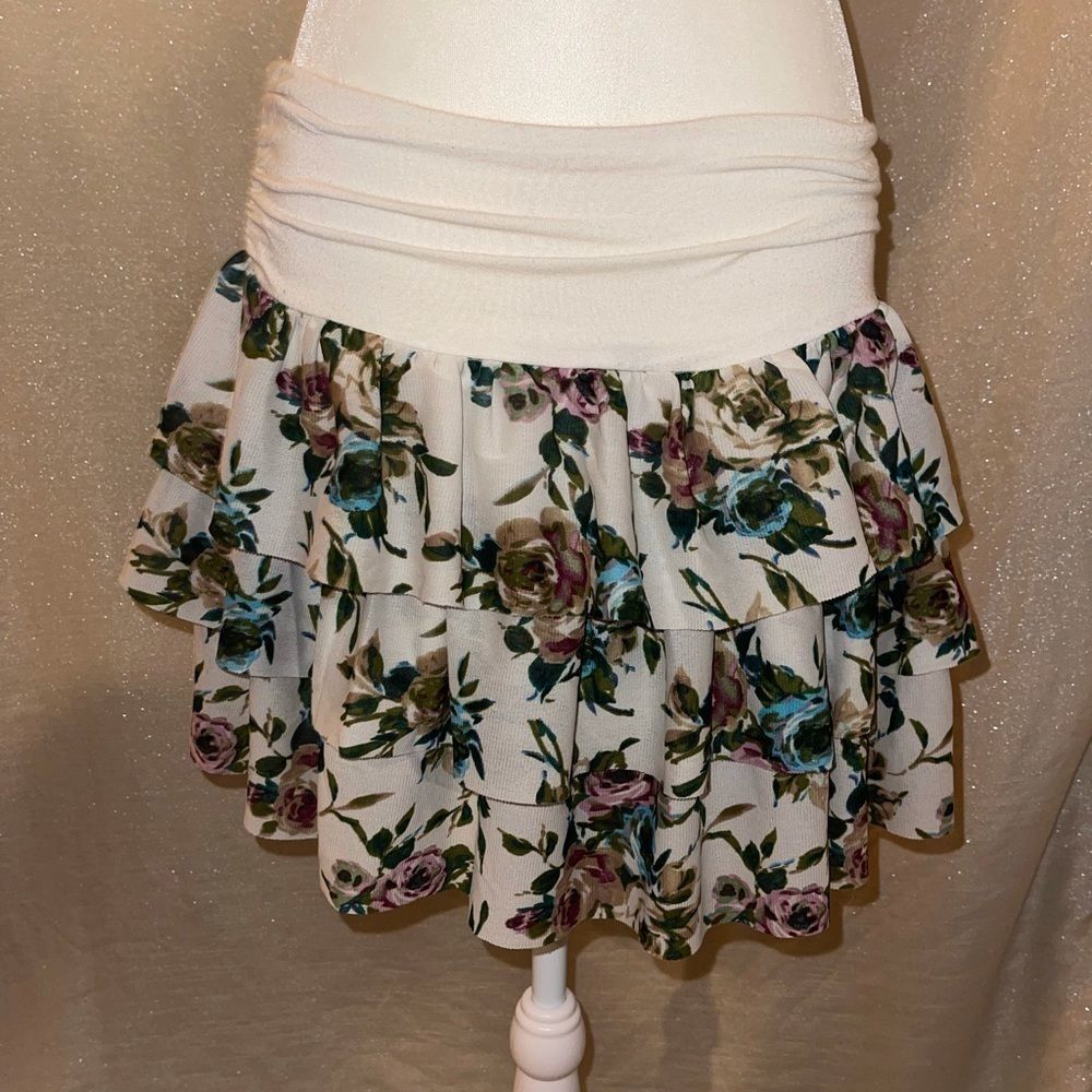 FLORAL PRINT SKIRT